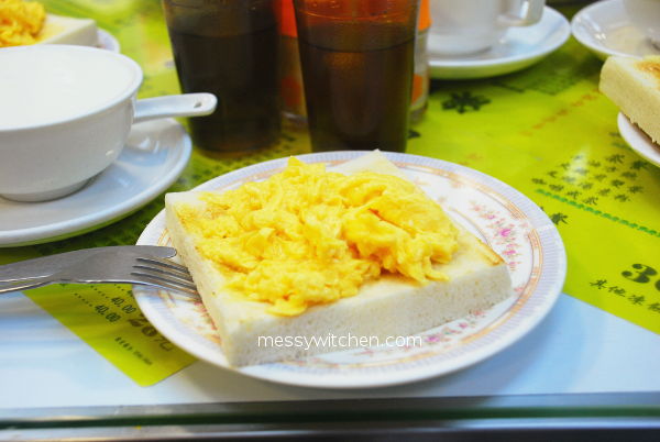 Scrambled Eggs On Toast @ Australia Dairy Company, Hong Kong